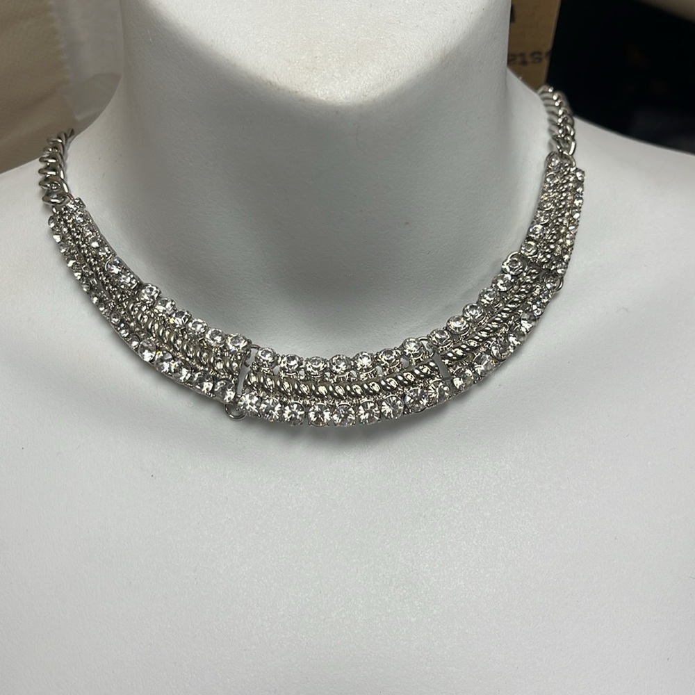 💦NWT Guess/Marciano  Necklace /Choker - Picture 3 of 4